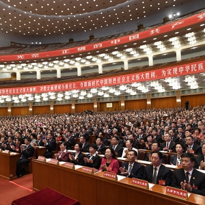 习近平说，中国共产党人的初心和使命就是为中国人民谋幸福为中华民族谋复兴 ... ...